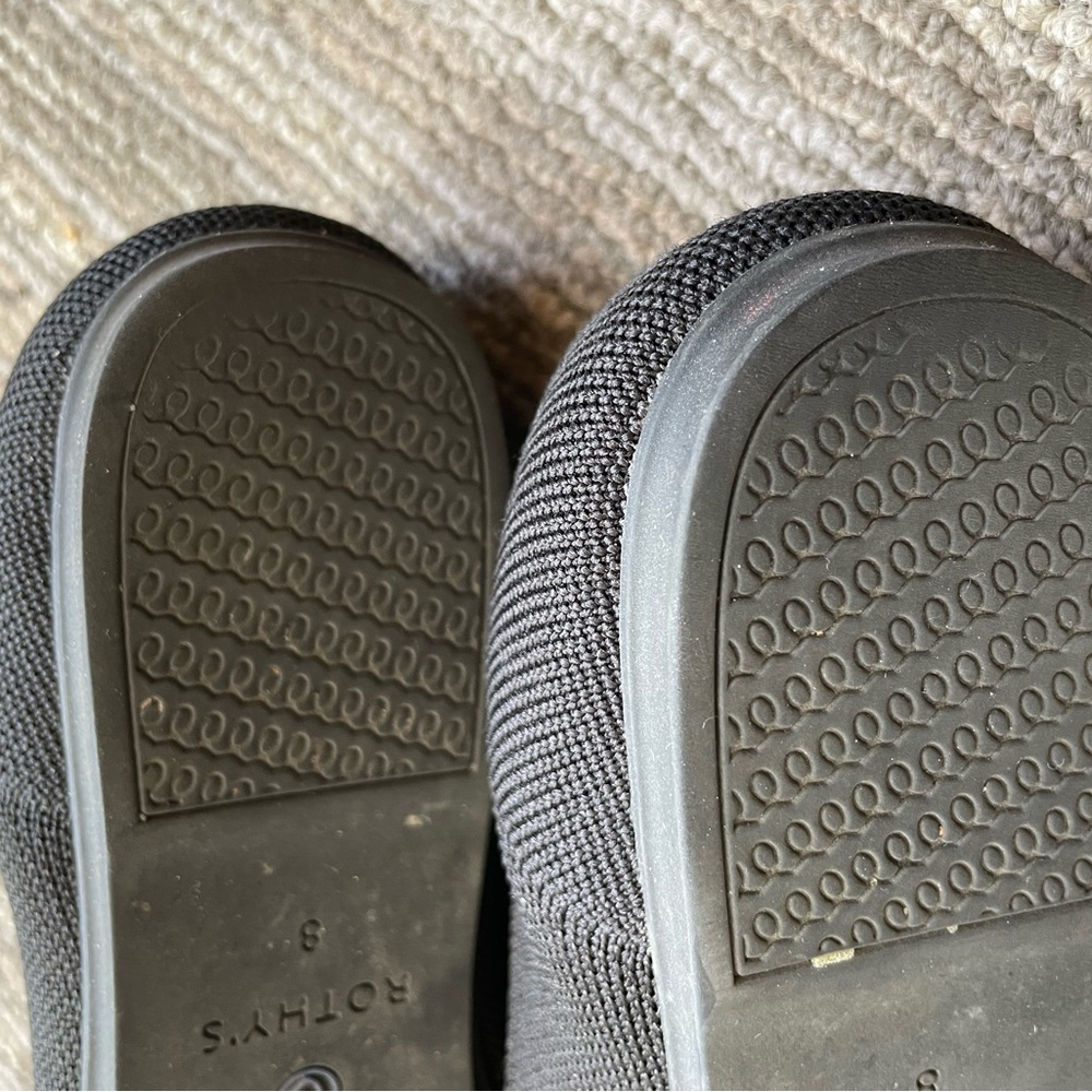 Rothy’s round toe flat - Picture 3 of 6